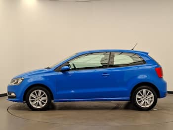 Used Volkswagen Polo 2016 for sale - 79650663: Photo