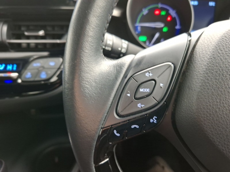 Used Toyota C-HR 2023 for sale - 78033180: Photo 16