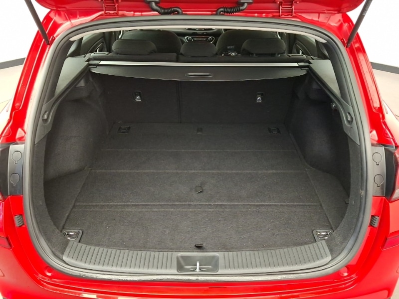 Used Hyundai i30 2023 for sale - 77682467: Photo 8