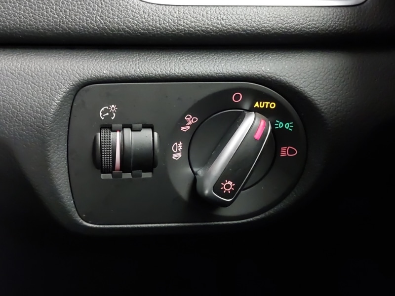 Used Audi Q3 2018 for sale - 76970324: Photo 17