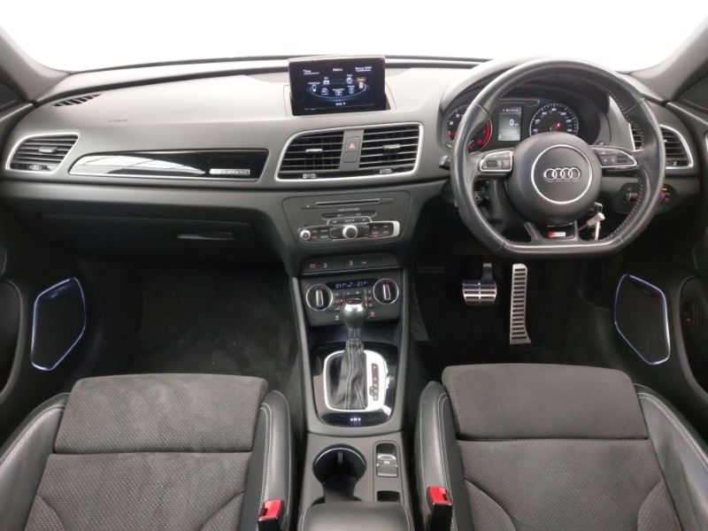 Used Audi Q3 2018 for sale - 76970324: Photo 2