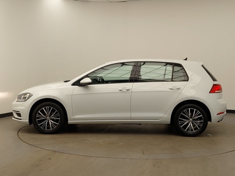 Used Volkswagen Golf 2017 for sale - 76683603: Photo 4