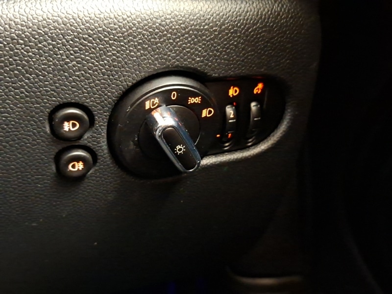 Used MINI Hatch 2019 for sale - 77750546: Photo 18