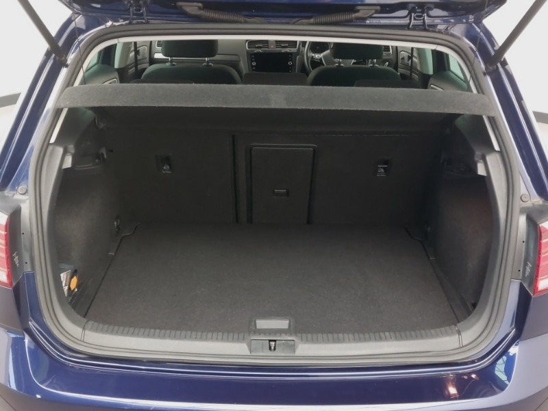 Used Volkswagen Golf 2019 for sale - 76054558: Photo 8