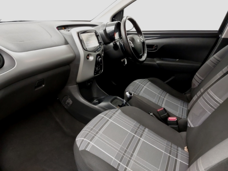 Used Peugeot 108 2017 for sale - 76726337: Photo 5