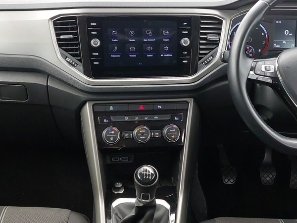 Used Volkswagen T-Roc 2020 for sale - 75663666: Photo 10