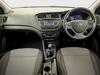 Used Hyundai i20 2018 for sale - 78844621: Photo