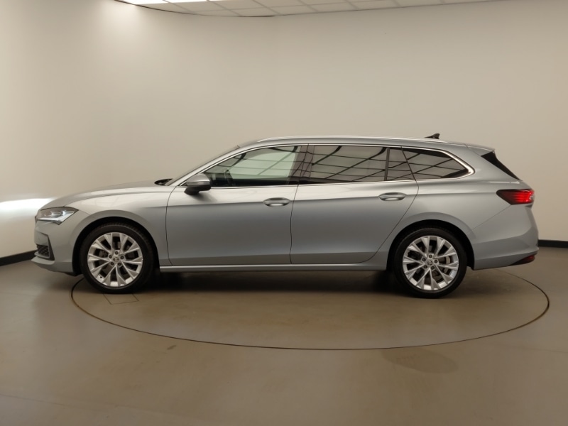 Used Skoda Superb 2024 for sale - 76120999: Photo 4