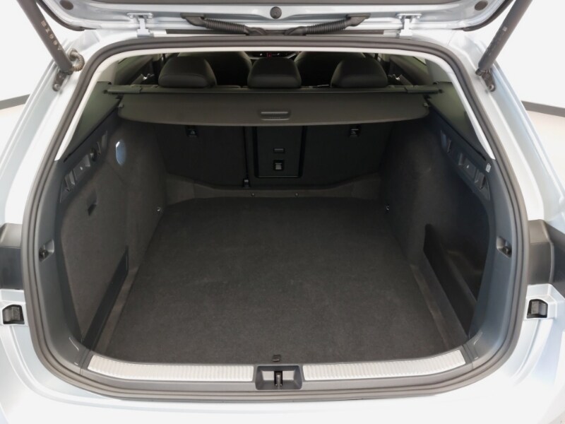 Used Skoda Superb 2024 for sale - 76120999: Photo 8