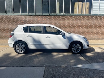 Used Vauxhall Astra 2010 for sale - 78655784: Photo