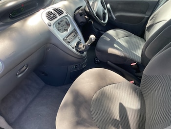 Used Citroen Xsara Picasso 2009 for sale - 79098912: Photo