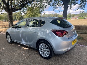 Used Vauxhall Astra 2013 for sale - 79628352: Photo