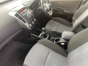 Used Kia Ceed 2011 for sale - 79571190: Photo