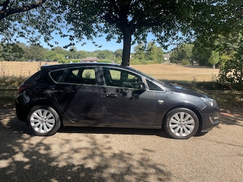 Used Vauxhall Astra 2013 for sale - 79194015: Photo