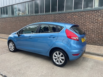 Used Ford Fiesta 2011 for sale - 79055661: Photo