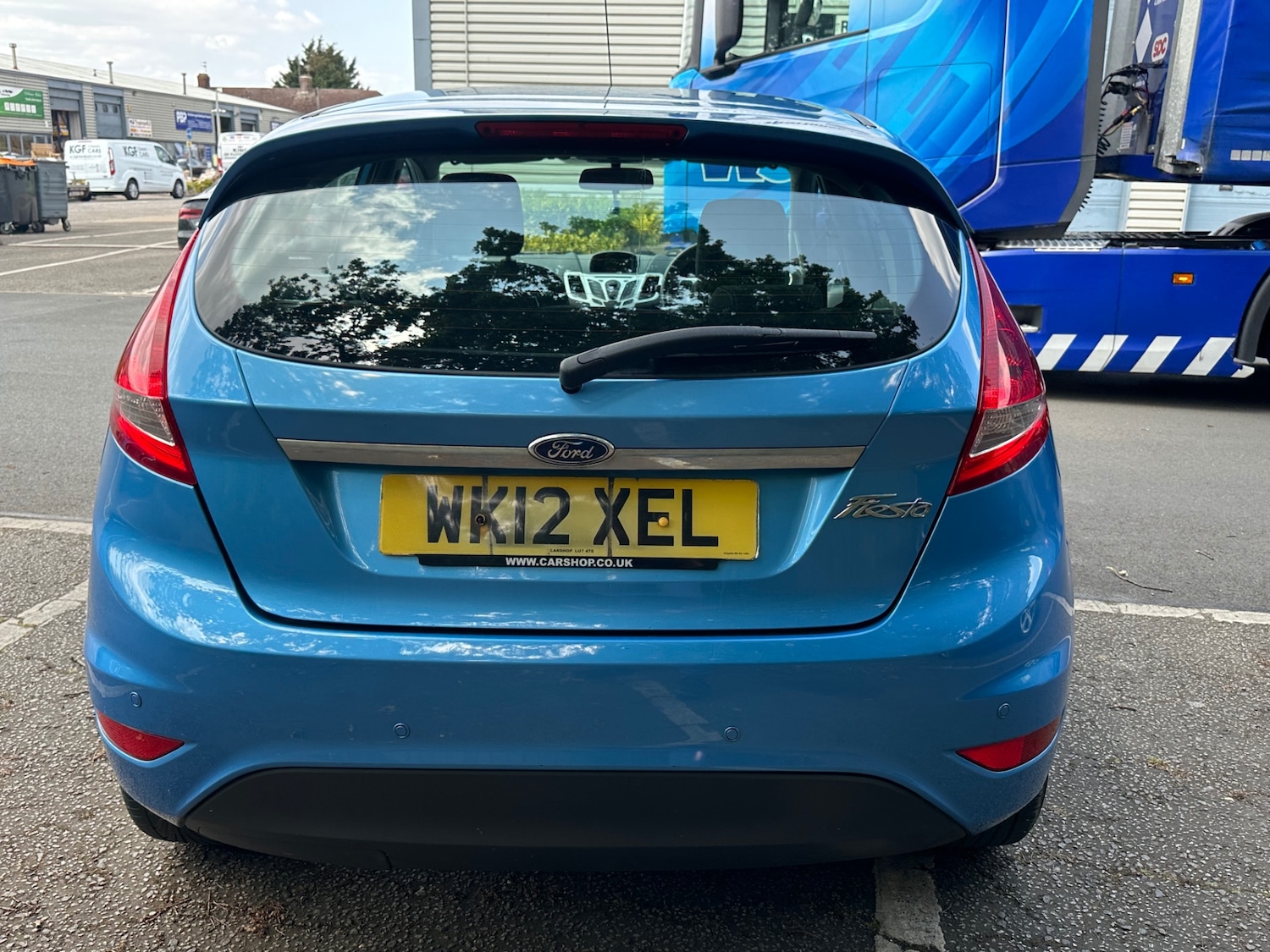 Vehicle 6