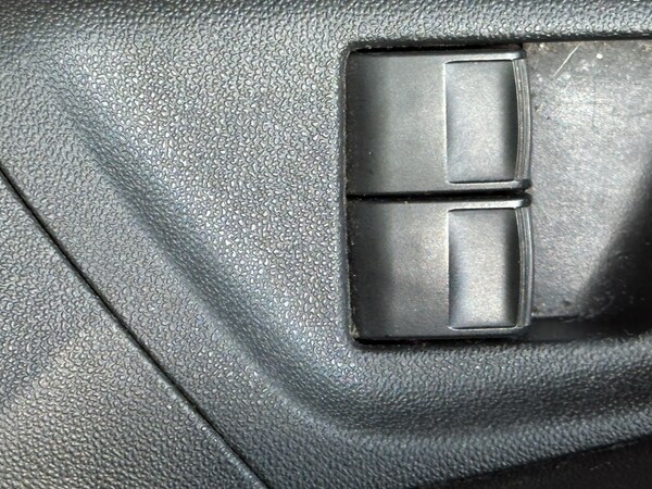 Used Peugeot 108 2015 for sale - 75237163: Photo 17
