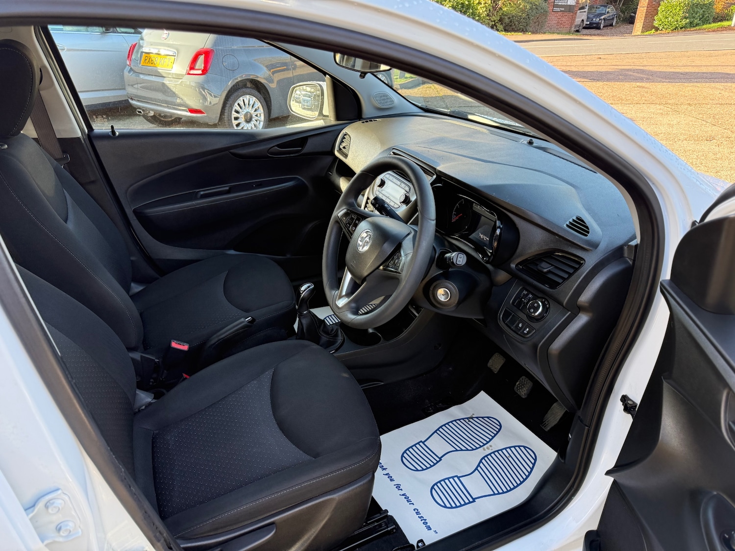 Used Vauxhall Viva 2017 for sale - 76602242: Photo 10