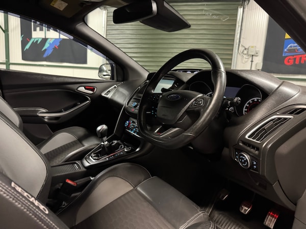 Used Ford Focus 2015 for sale - 74758046: Photo 11