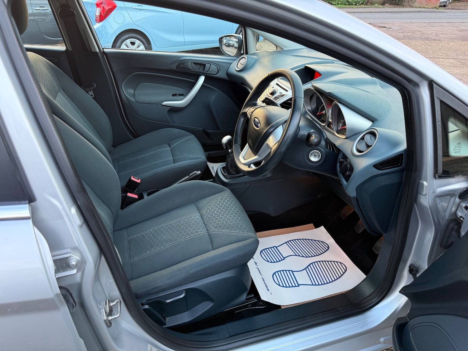 Used Ford Fiesta 2010 for sale - 76877868: Photo 11