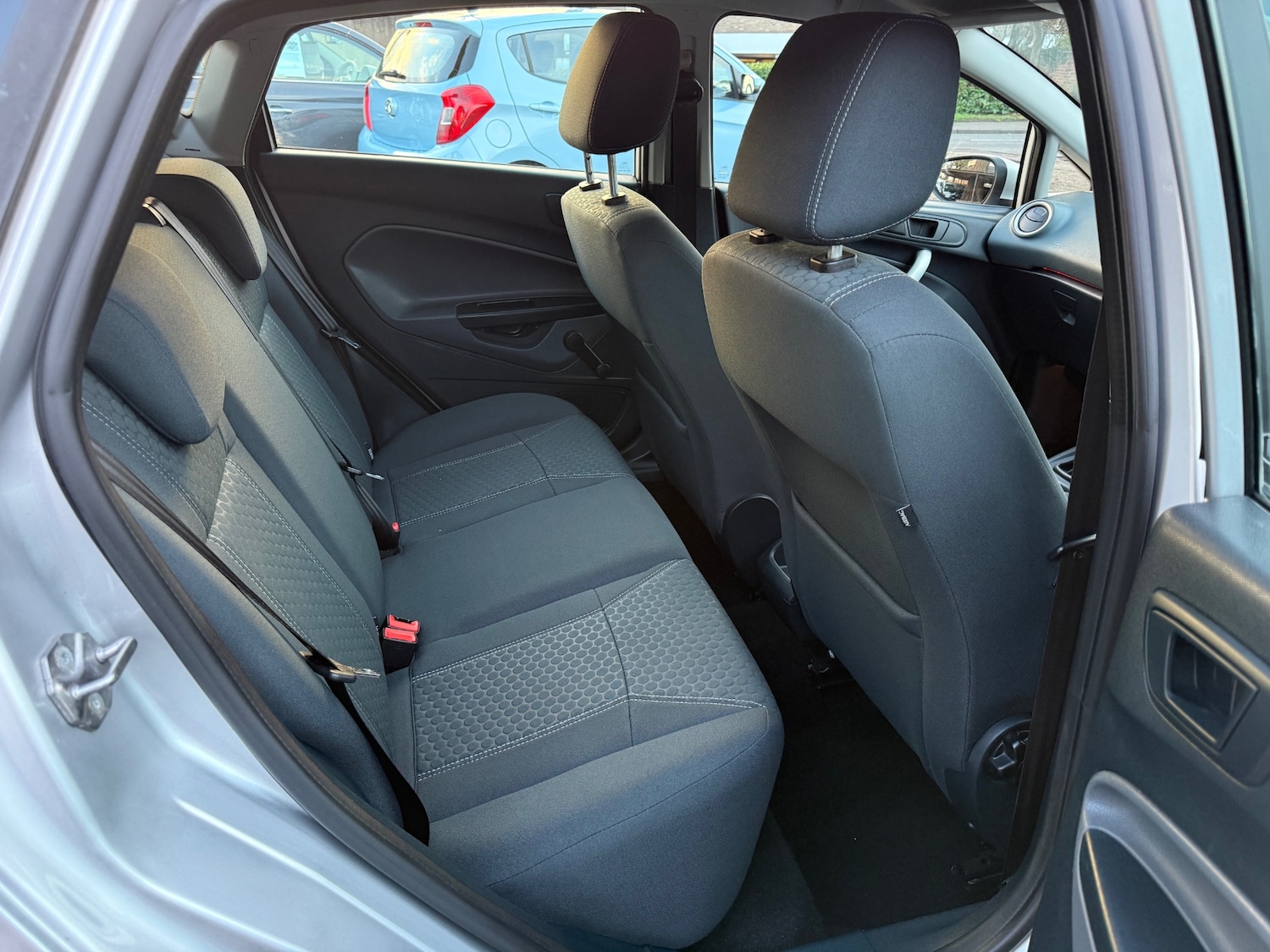 Used Ford Fiesta 2010 for sale - 76877868: Photo 14