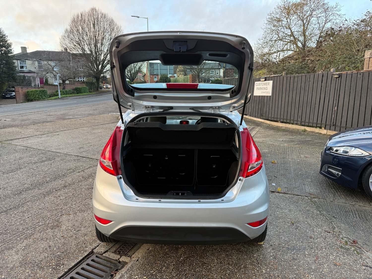 Used Ford Fiesta 2010 for sale - 76877868: Photo 21