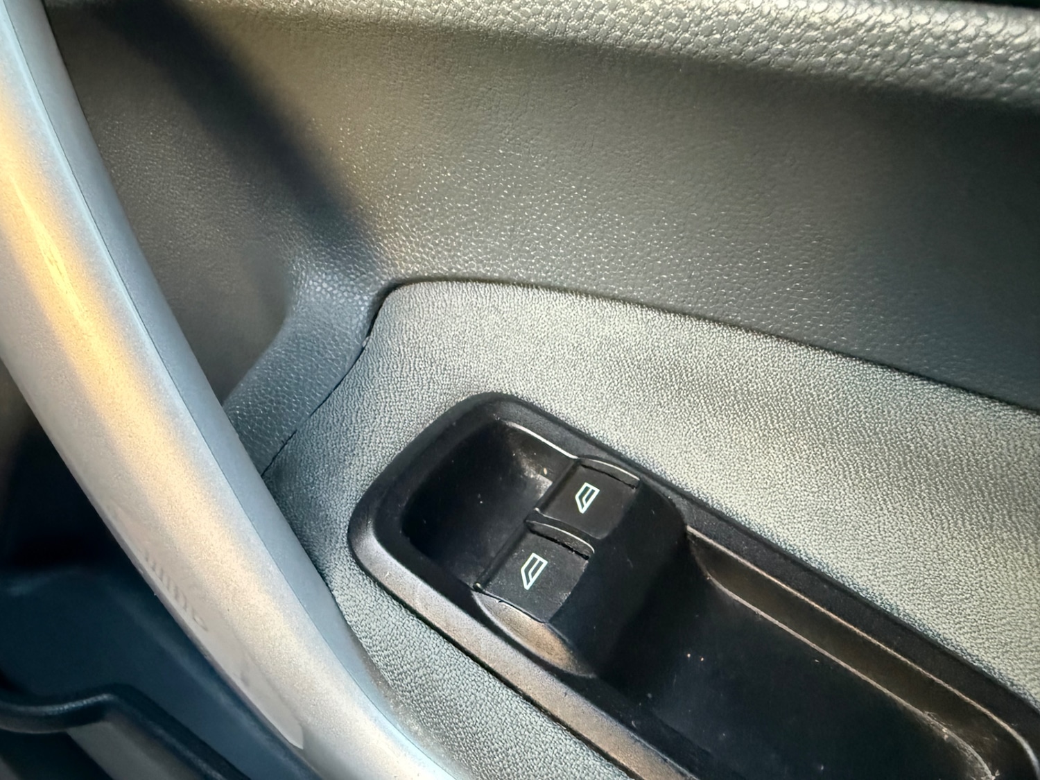 Used Ford Fiesta 2010 for sale - 76877868: Photo 35