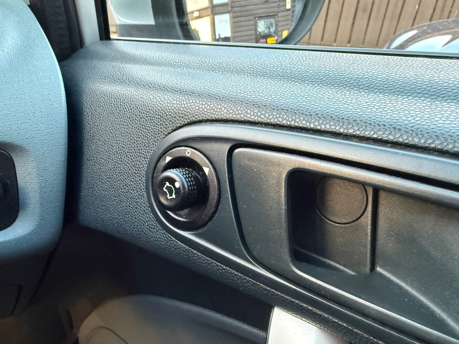 Used Ford Fiesta 2010 for sale - 76877868: Photo 36