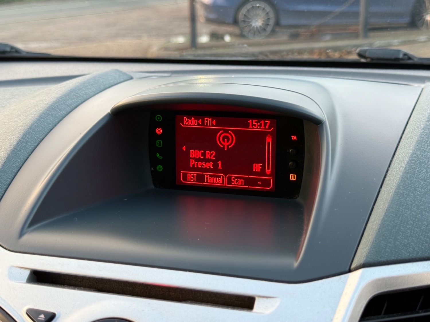 Used Ford Fiesta 2010 for sale - 76877868: Photo 38