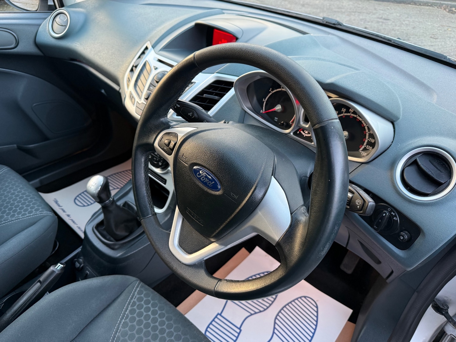 Used Ford Fiesta 2010 for sale - 76877868: Photo 9