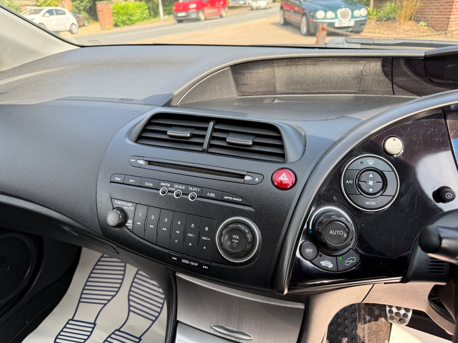 Vehicle 29