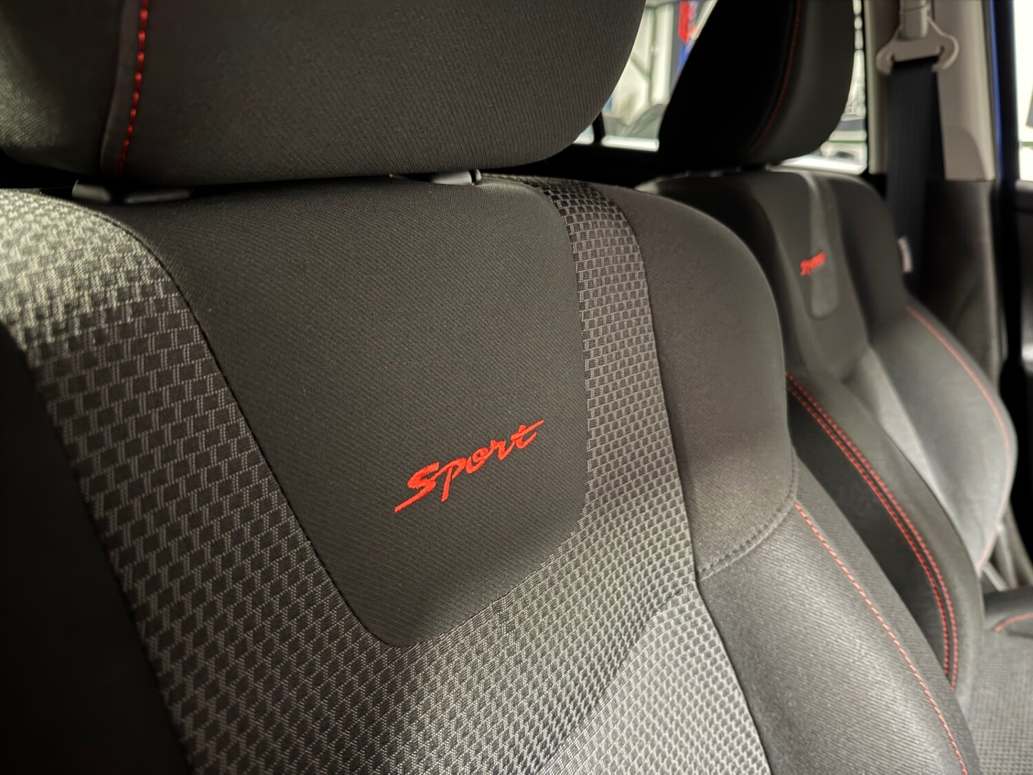 Used Suzuki Swift 2017 for sale - 76618930: Photo 68