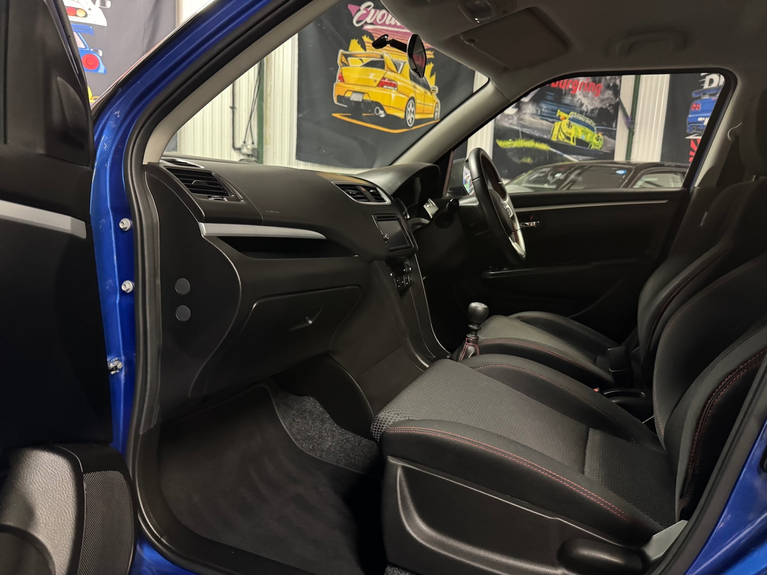 Used Suzuki Swift 2017 for sale - 76618930: Photo 79