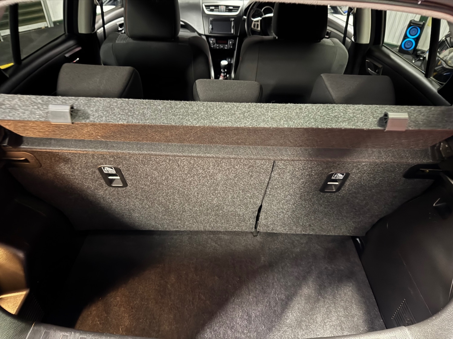 Used Suzuki Swift 2017 for sale - 76618930: Photo 92