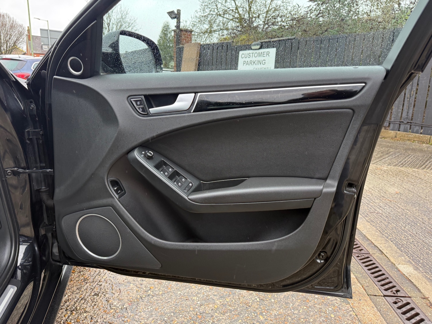 Used Audi A4 2011 for sale - 77208599: Photo 13