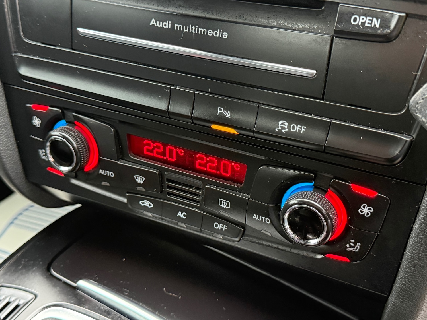 Used Audi A4 2011 for sale - 77208599: Photo 36