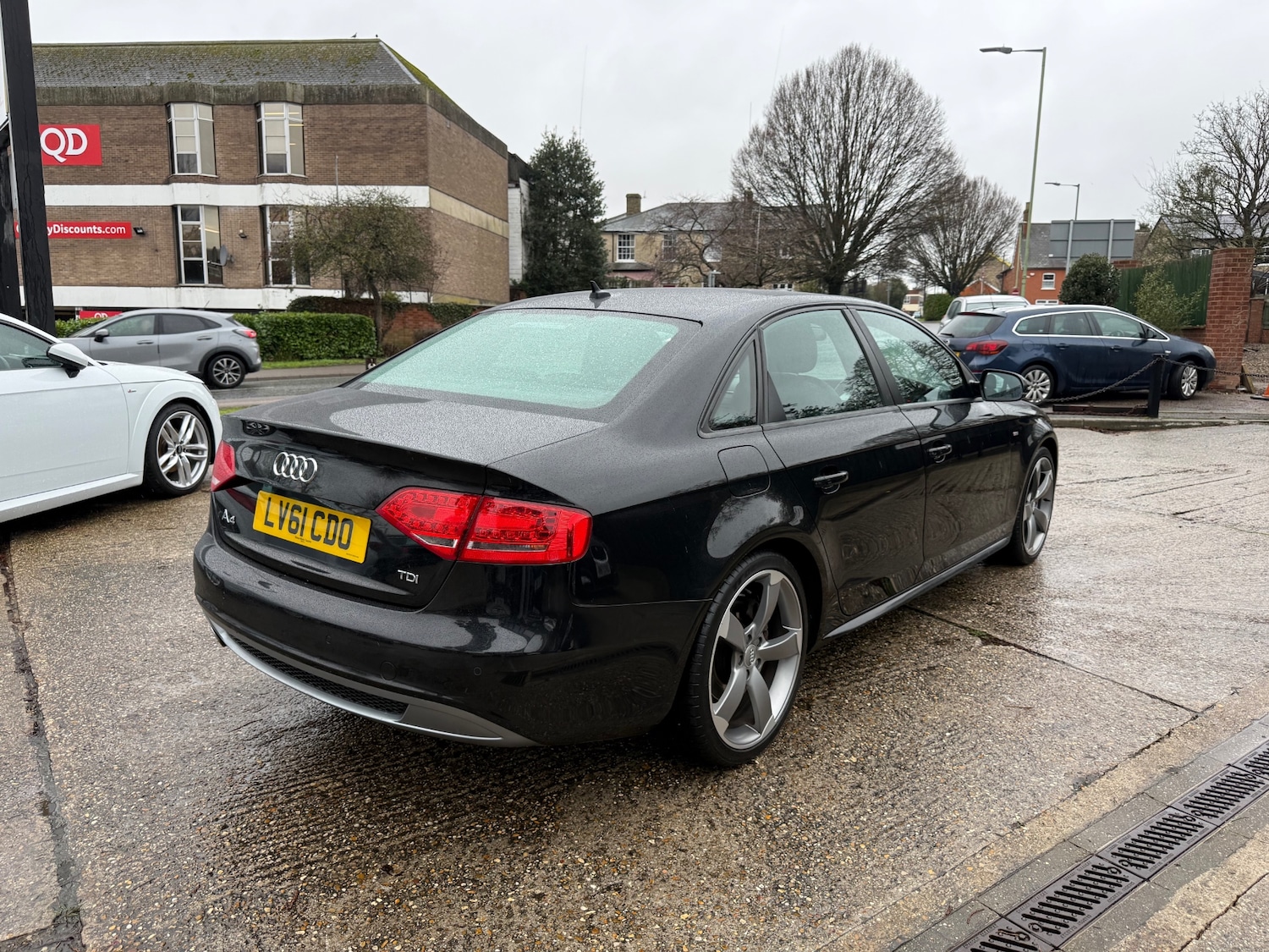 Used Audi A4 2011 for sale - 77208599: Photo 5