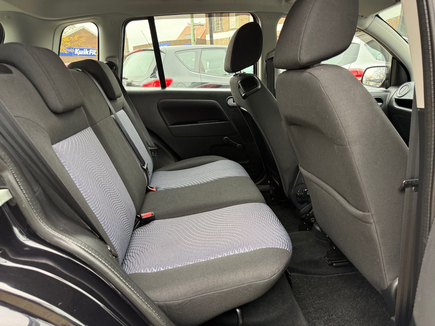 Used Ford Fusion 2010 for sale - 76505270: Photo 13