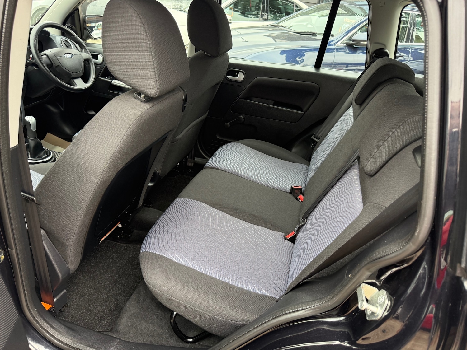 Used Ford Fusion 2010 for sale - 76505270: Photo 17