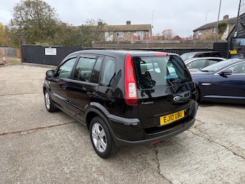 Used Ford Fusion 2010 for sale - 76505270: Photo