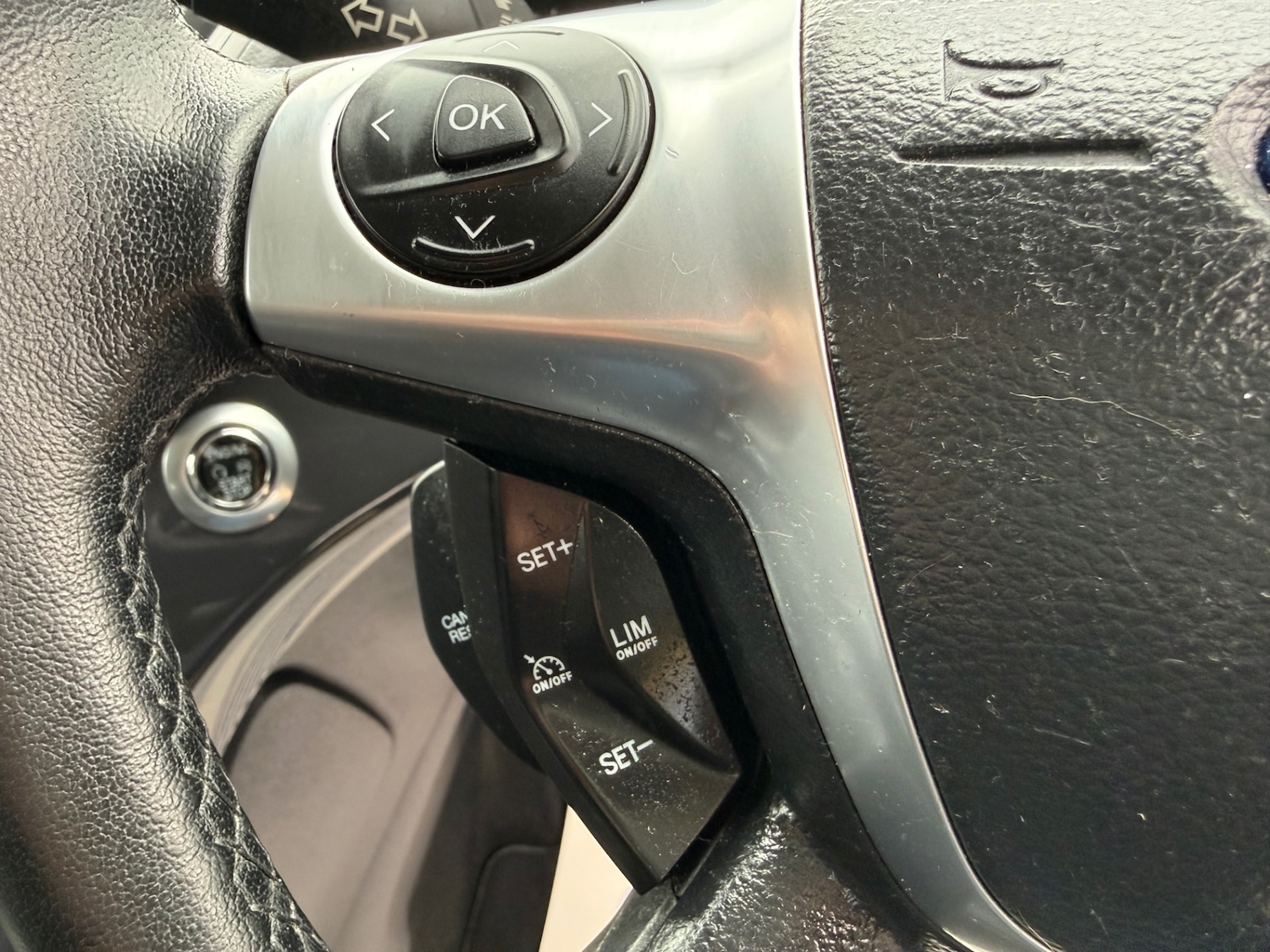 Used Ford Kuga 2014 for sale - 78040361: Photo 41