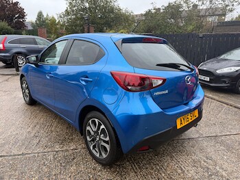 Used Mazda Mazda2 2015 for sale - 76159643: Photo 4