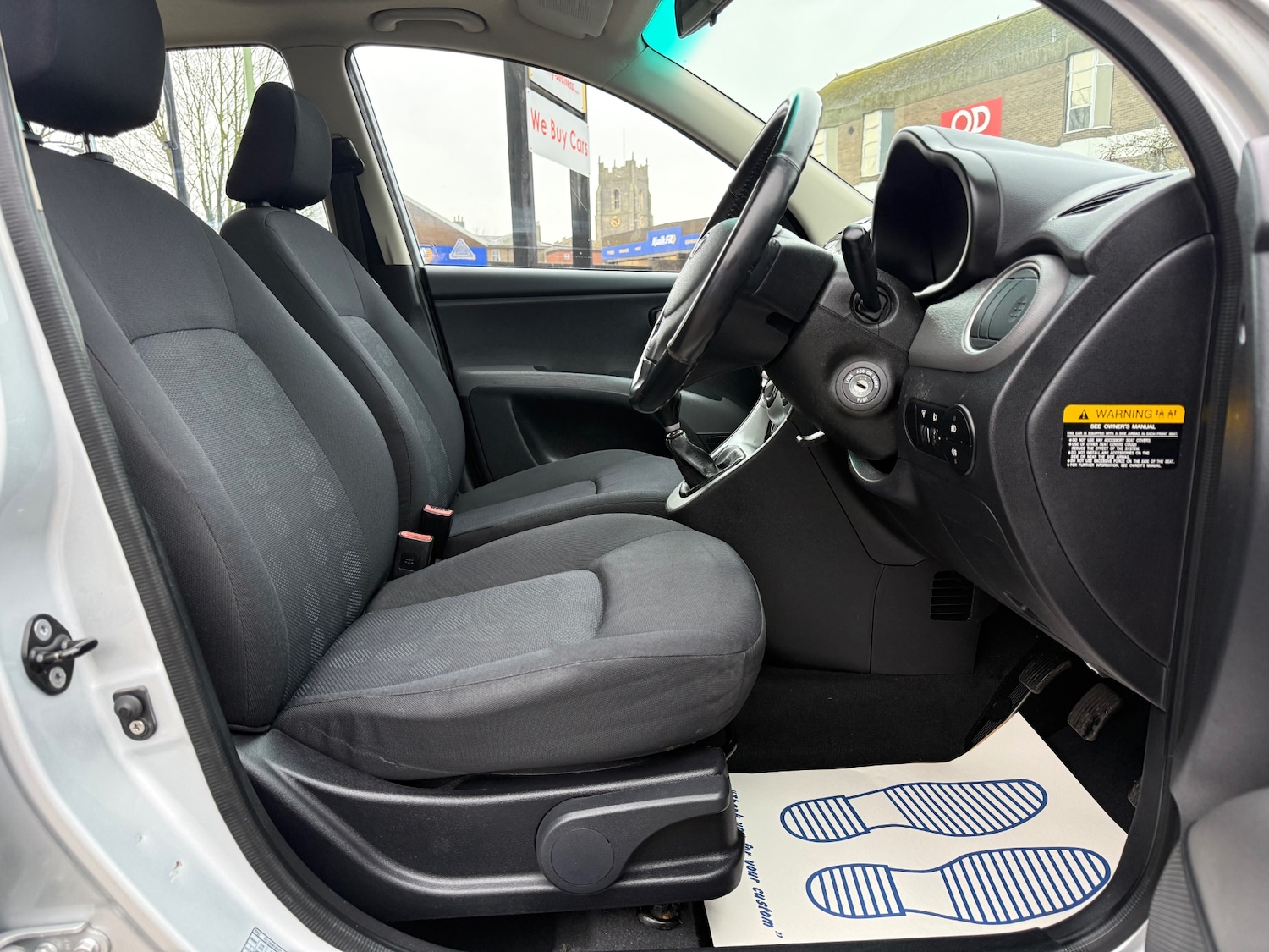 Used Hyundai i10 2010 for sale - 77179705: Photo 14