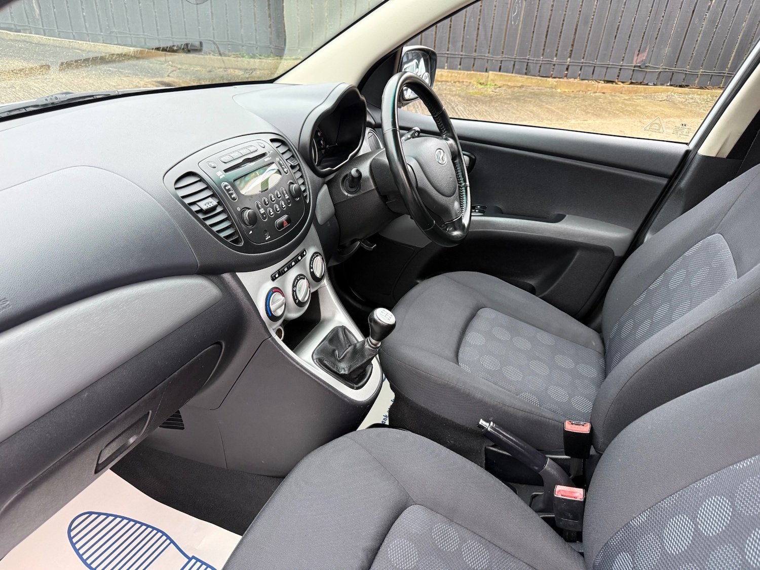 Used Hyundai i10 2010 for sale - 77179705: Photo 22