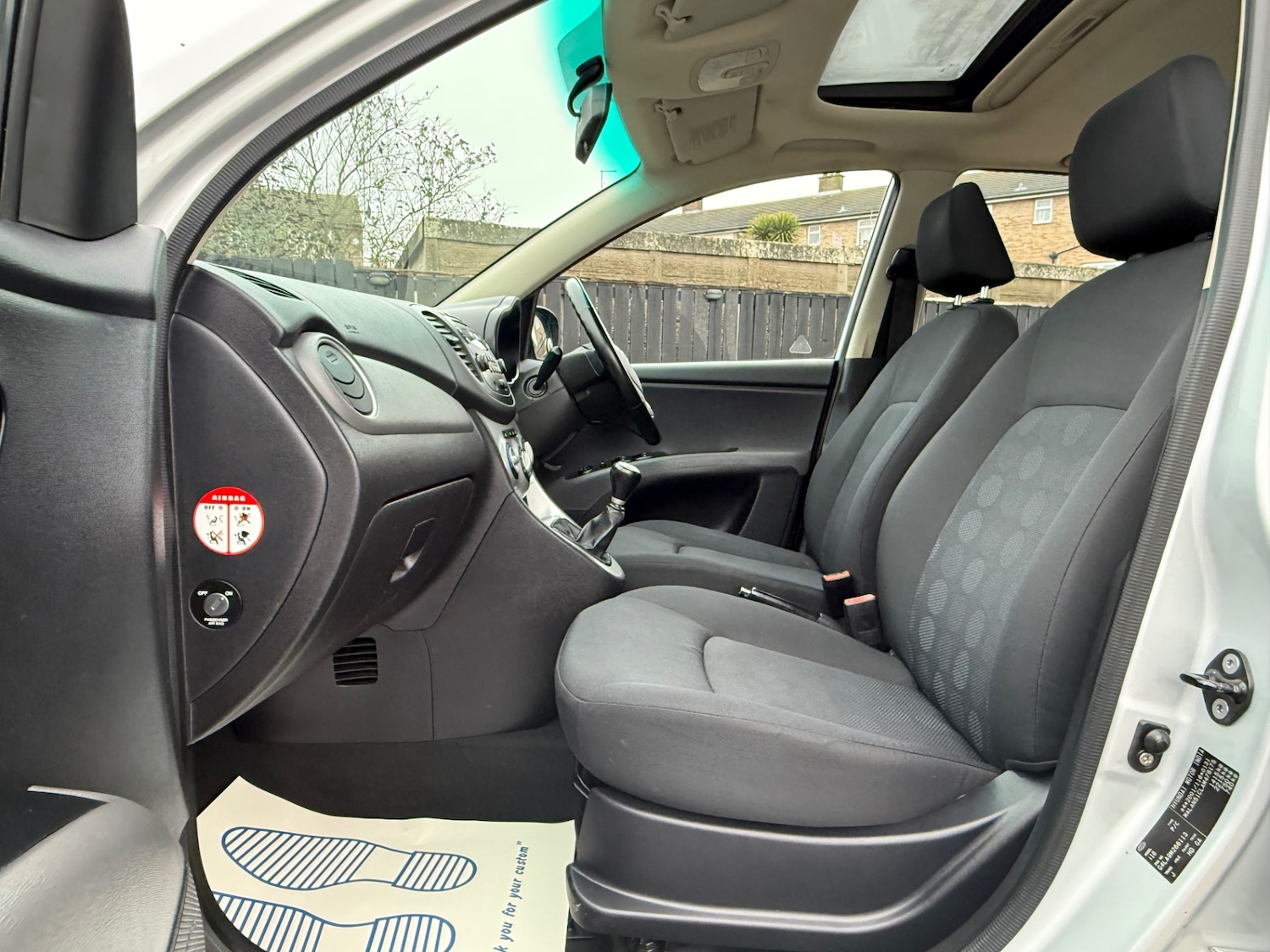 Used Hyundai i10 2010 for sale - 77179705: Photo 24