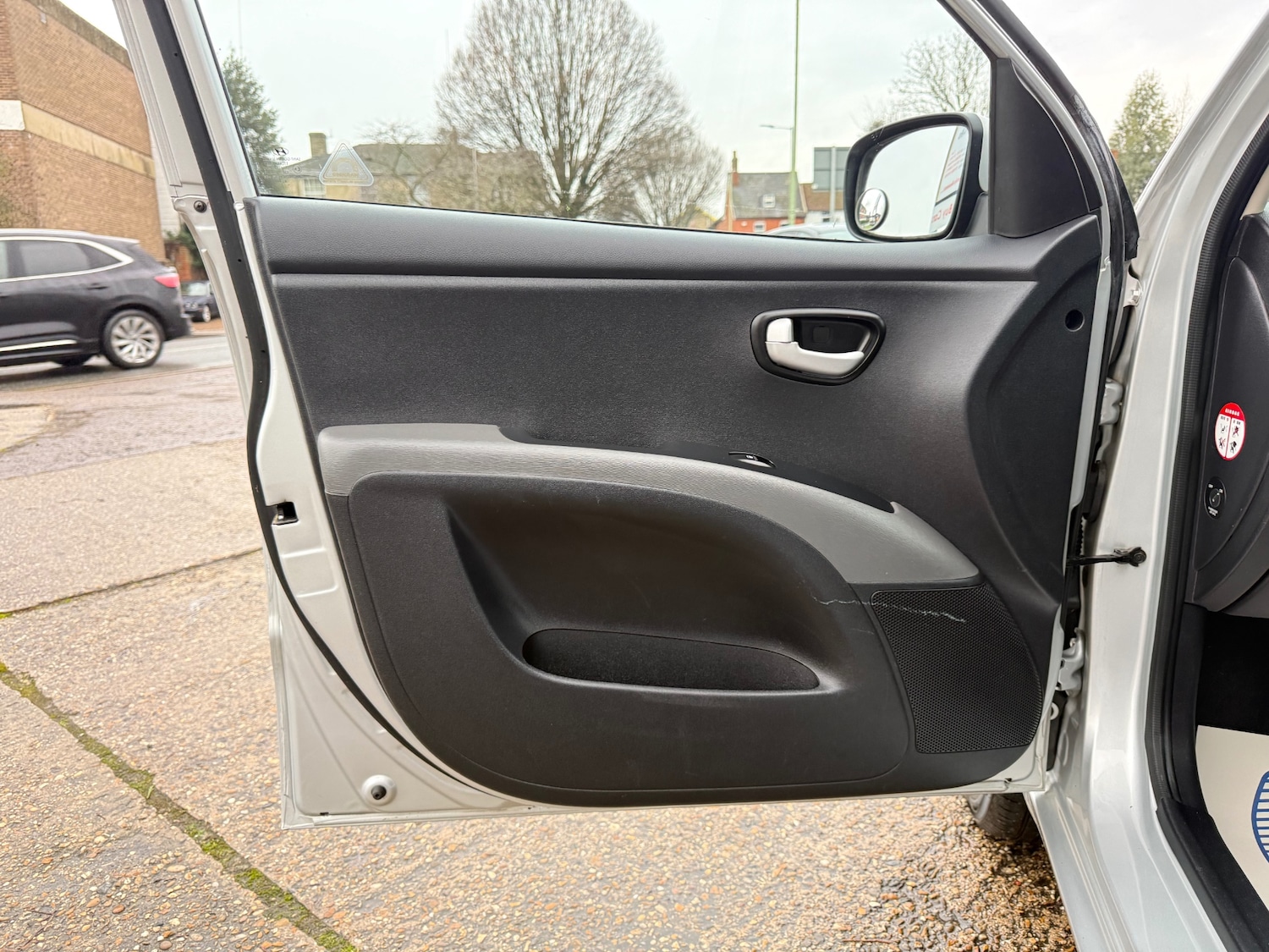 Used Hyundai i10 2010 for sale - 77179705: Photo 26