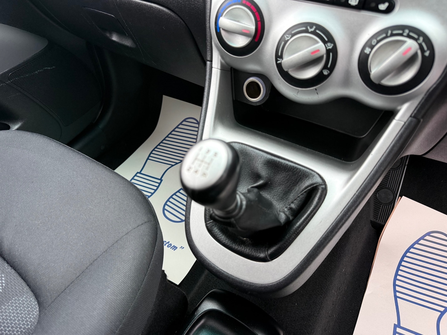 Used Hyundai i10 2010 for sale - 77179705: Photo 36