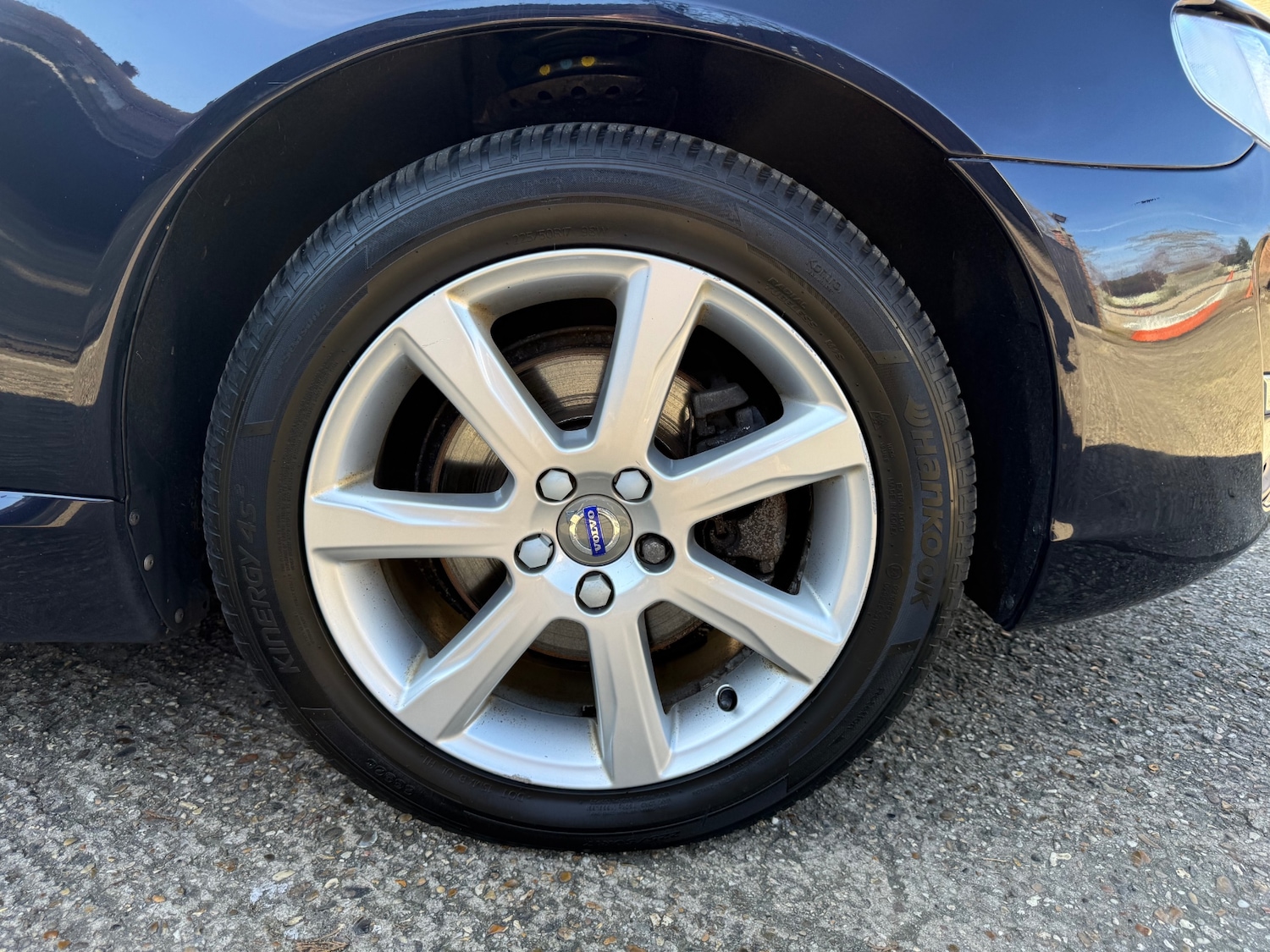 Used Volvo S80 2015 for sale - 77730219: Photo 40