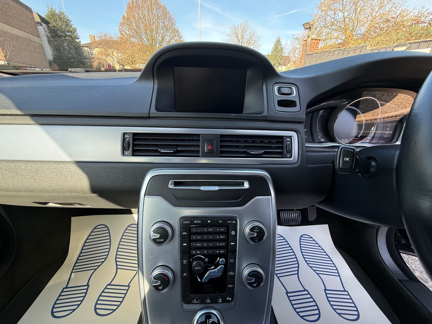 Used Volvo S80 2015 for sale - 77730219: Photo 45