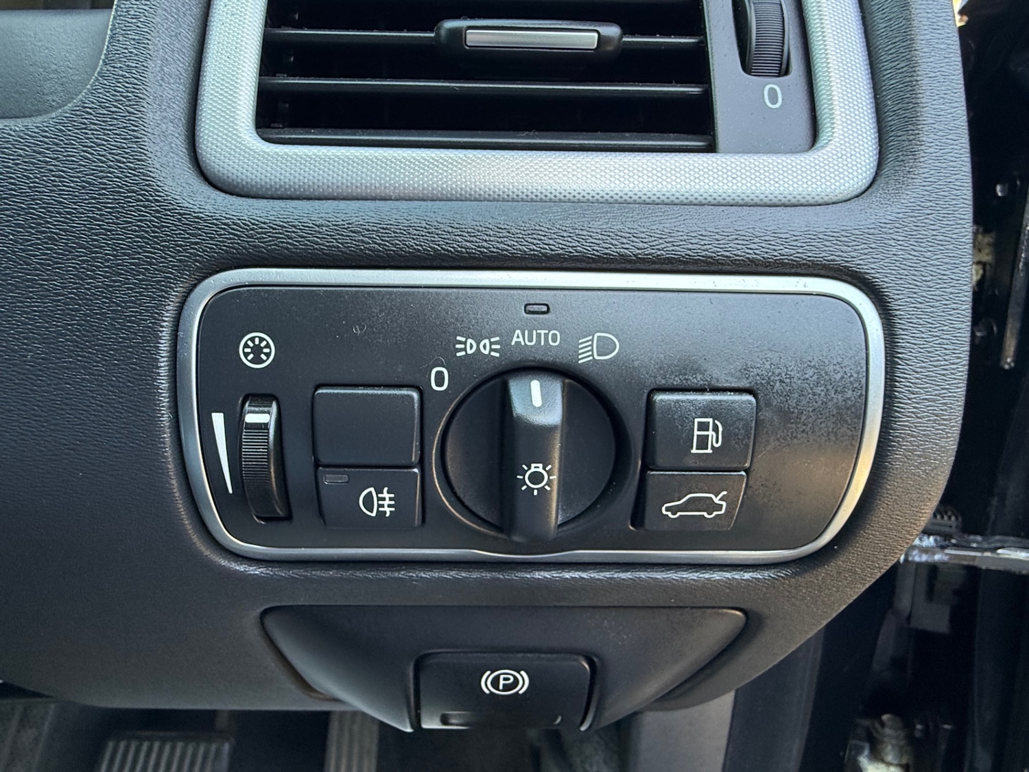 Used Volvo S80 2015 for sale - 77730219: Photo 52